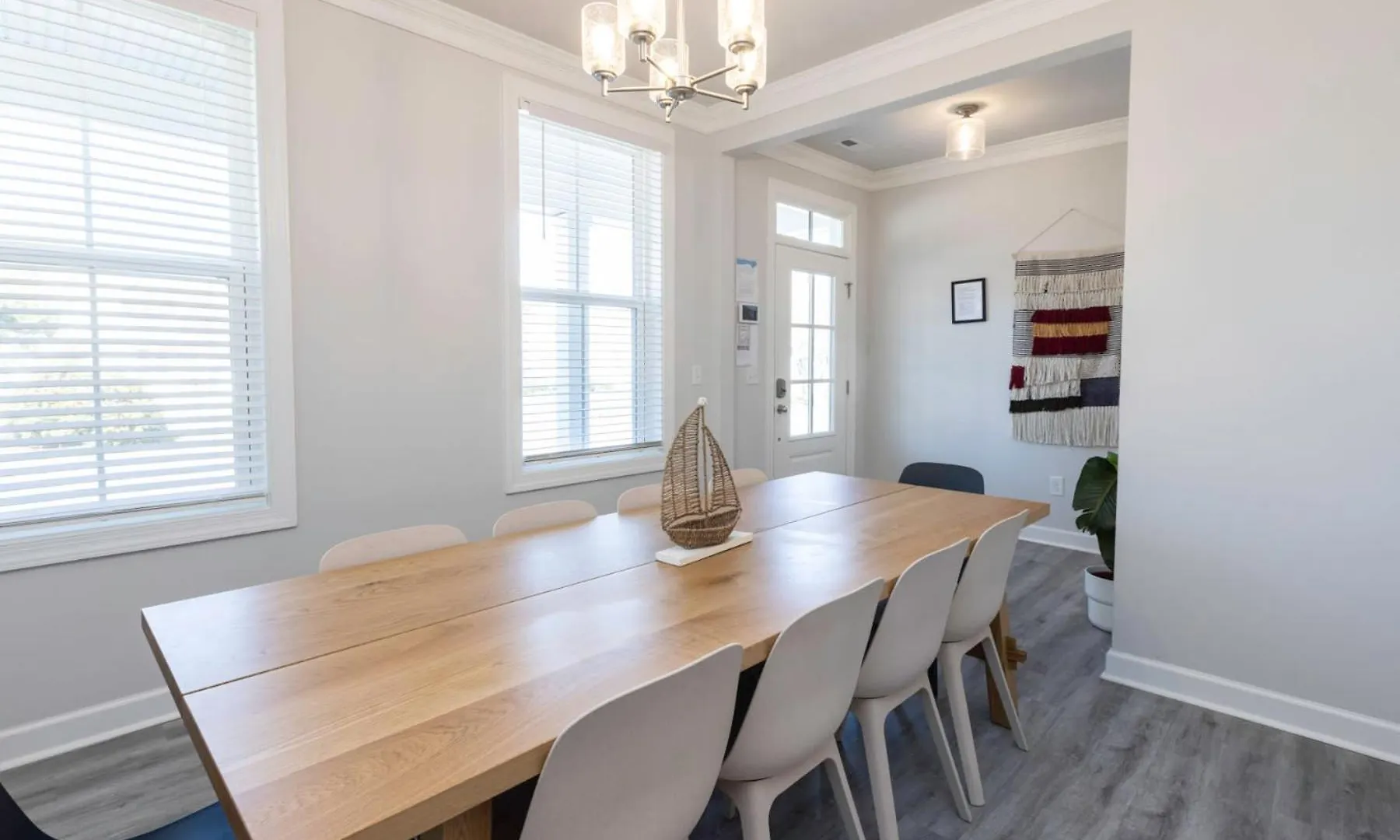 Perfect Escape With Ocean Breeze Villa Virginia Beach